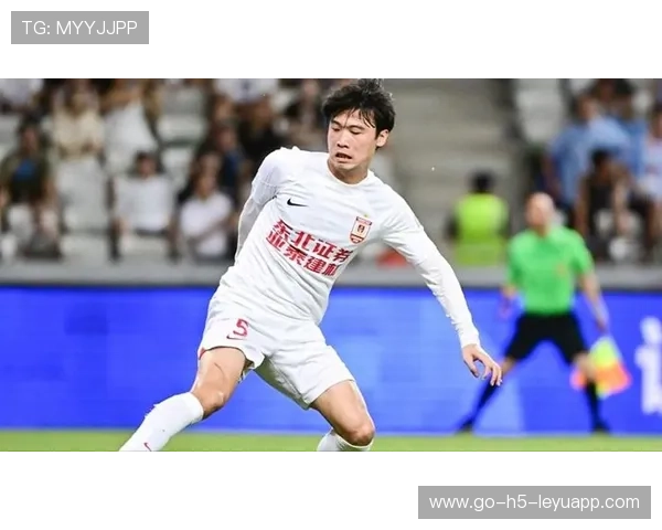 球员在中超联赛中承担国家队任务表现出色，中超球队球员